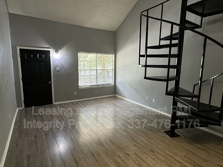 300 Lozes Ave #1603 — Photo 7