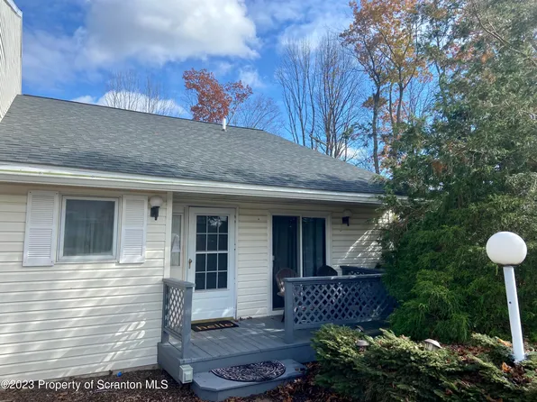 80 Garden Cir, Union Dale, PA 18470