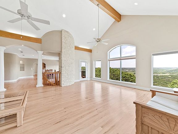 2nd image of 2165 Summit Crest Dr