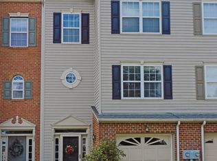 394 Cambridge Pl, Prince Frederick, MD 20678