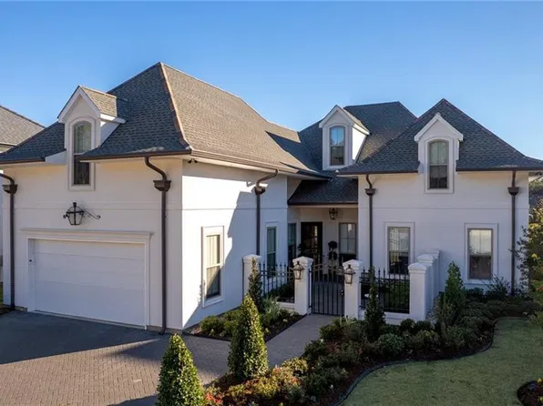 557 N Corniche Du Lac Dr, Covington, LA 70433
