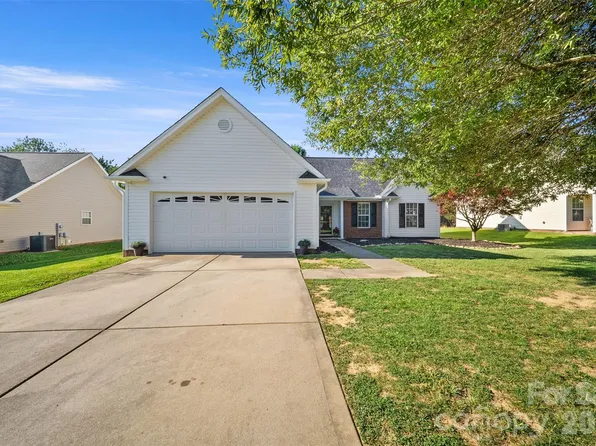 2613 Parkwest Dr #7, Albemarle, NC 28001