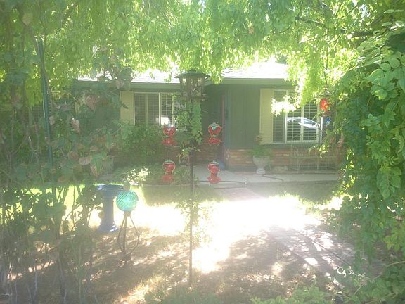 2nd image of 1933 E Auburn Dr