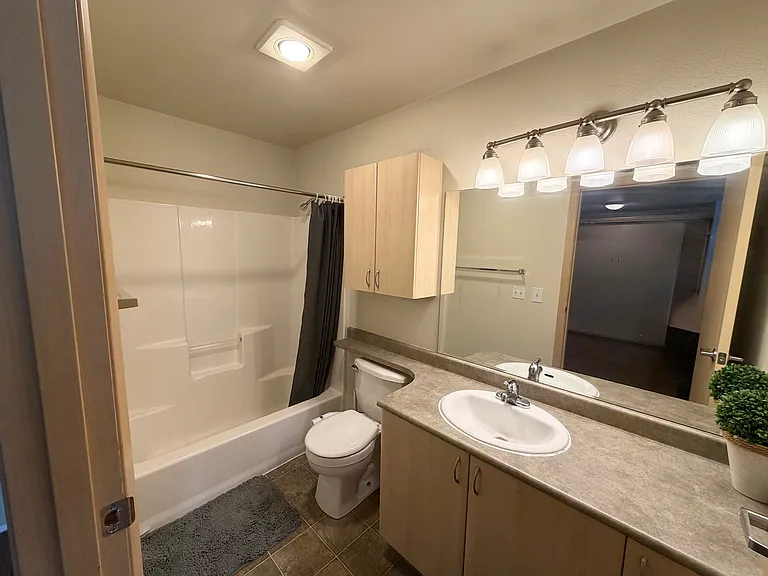 812 5th Ave N #209 — Photo 10