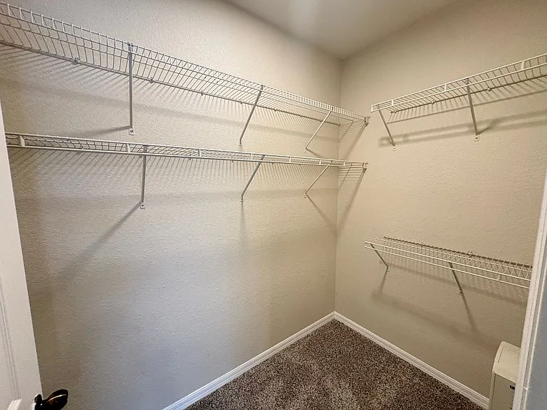 6016 Hemingway Cir — Photo 13