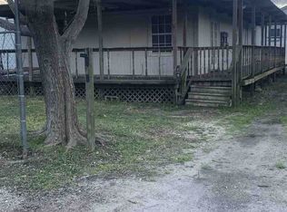 1152 Hill St, Nederland, TX 77627