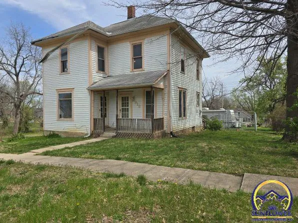 912 Ohio Ave, Holton, KS 66436