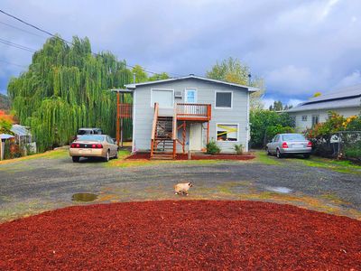 260 Pleasant Ave, Roseburg, OR, 97470