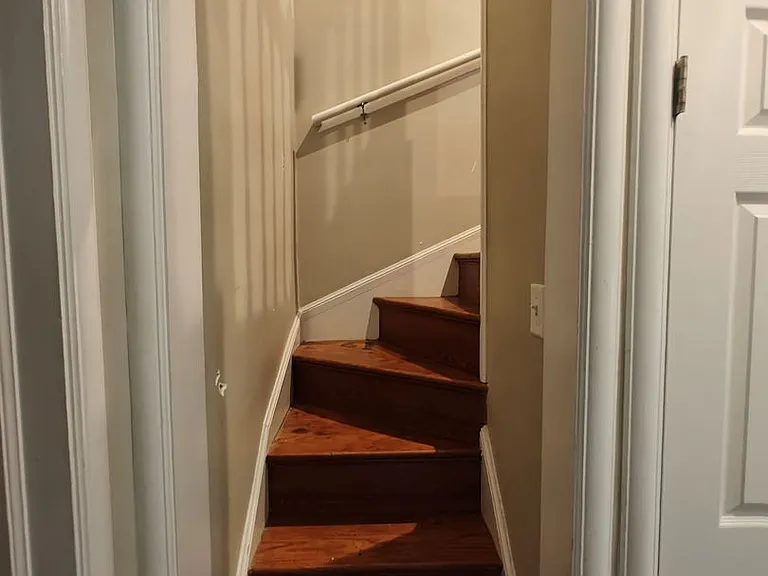 2108 Davenport Ave — Photo 21