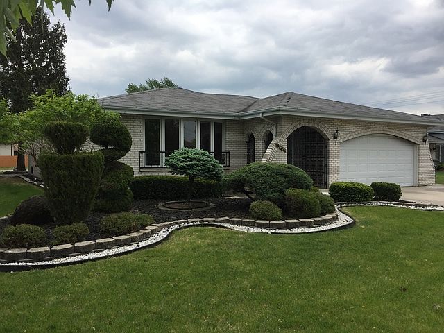 1st image of 15405 Brassie Dr