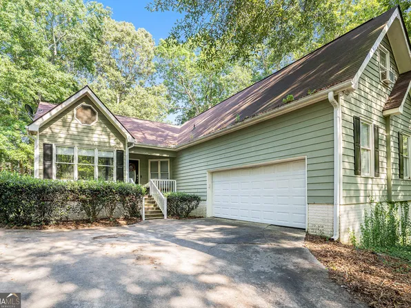 172 Crown Forest Dr, McDonough, GA 30252