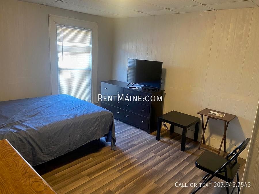 1st image of 133 Essex St #7