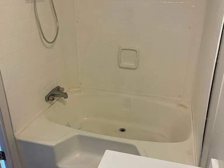 667 Webb Rd #6 — Photo 3