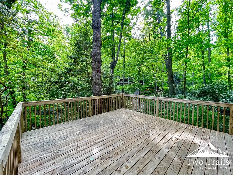 555 Finley Cove Rd — Photo 9