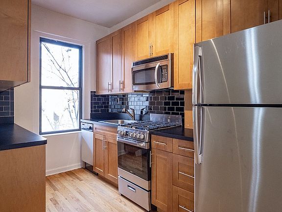 4th image of 206 W 99th St APT 6D
