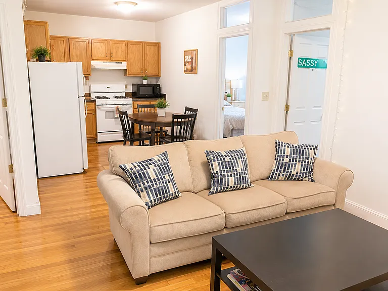 23 Egremont Rd #18 — Photo 4