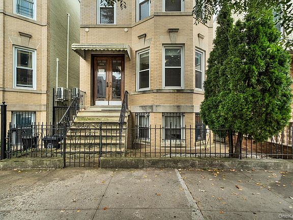 2nd image of 1934 Benedict Avenue