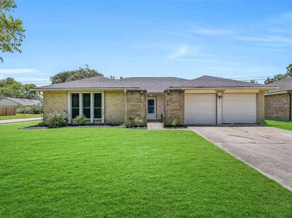 2503 Bisontine St, Friendswood, TX 77546