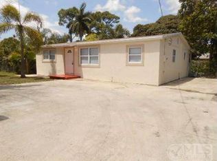 3333 Rostan Ln, Palm Springs, FL 33461