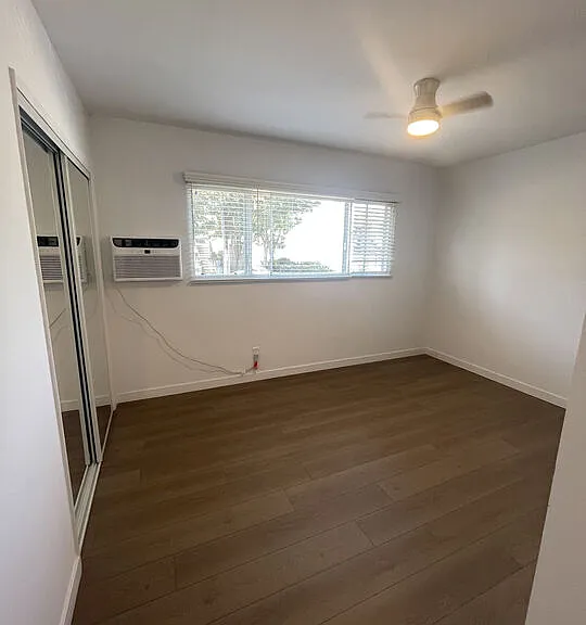 744 Pier Ave #1 — Photo 14