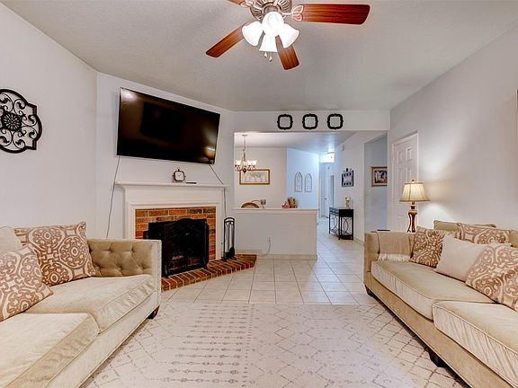 3rd image of 2923 Rising Sun Rd