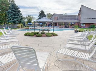 86 Slate Creek Dr APT 6, Cheektowaga, NY 14227