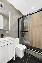 195 Meserole Street, #3R