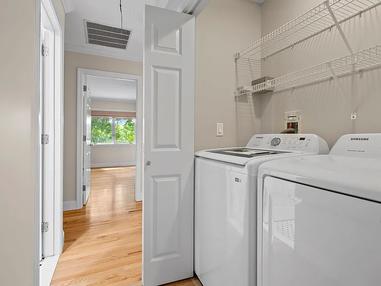802 Heritage Hls — Photo 22