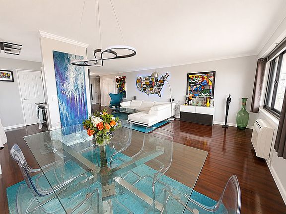 5th image of 307 Prospect Ave APT 11F