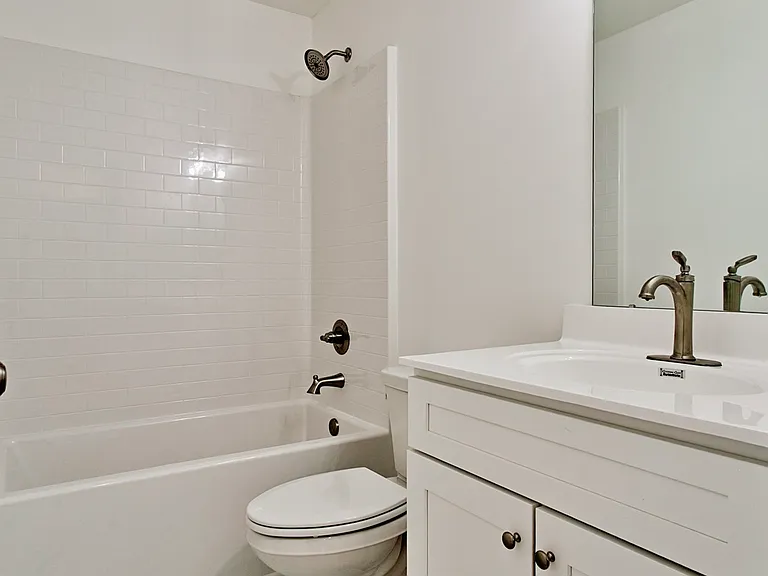 128 Kelly Dr — Photo 14