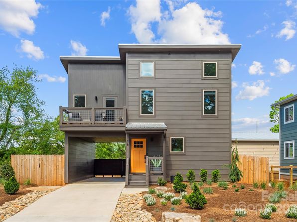 16 Oak Hill Dr, Asheville, NC 28806
