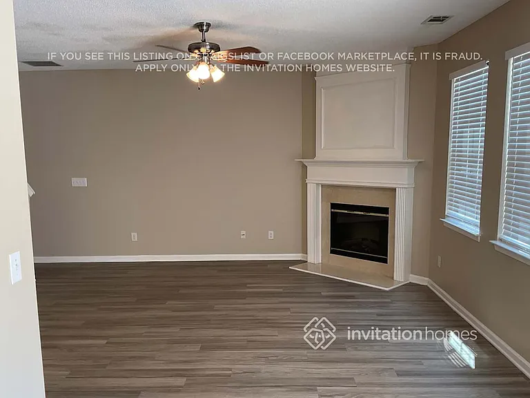 407 Windstone Trl — Photo 3