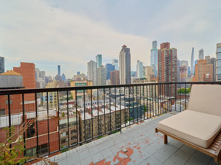 344 E 63rd St #PHA — Photo 5