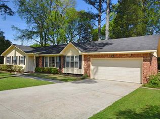 8903 Seaton Dr SE, Huntsville, AL 35802