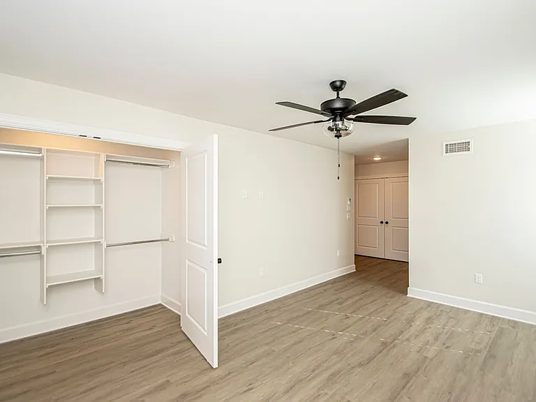 1 Bed 1.5 Bath Townhome in Rockwater Village - Downtown North Little Rock — Photo 11