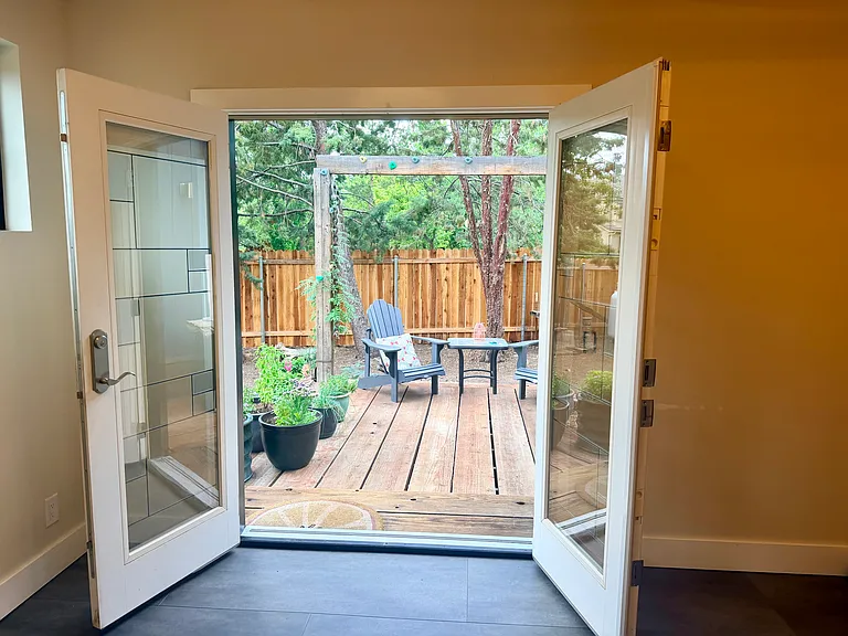 3910 Nut Tree Ln — Photo 9