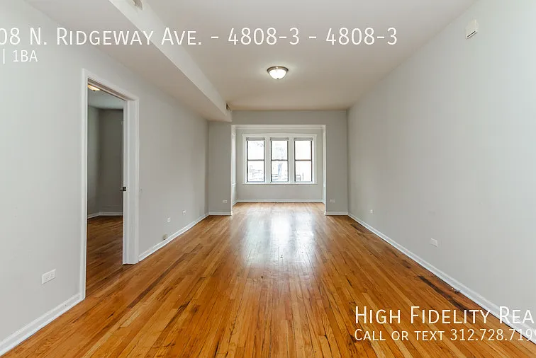 4808 N Ridgeway Ave #3 — Photo 4