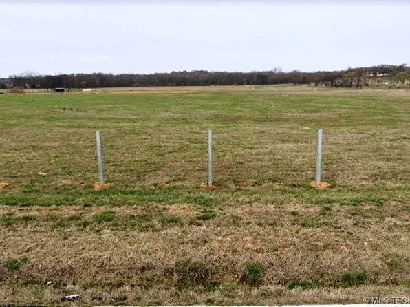 S 4190th Rd, Claremore, OK 74017