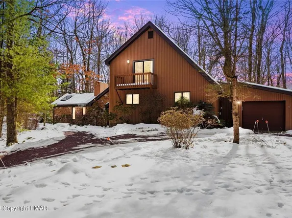 370 Moseywood Rd, Lake Harmony, PA 18624