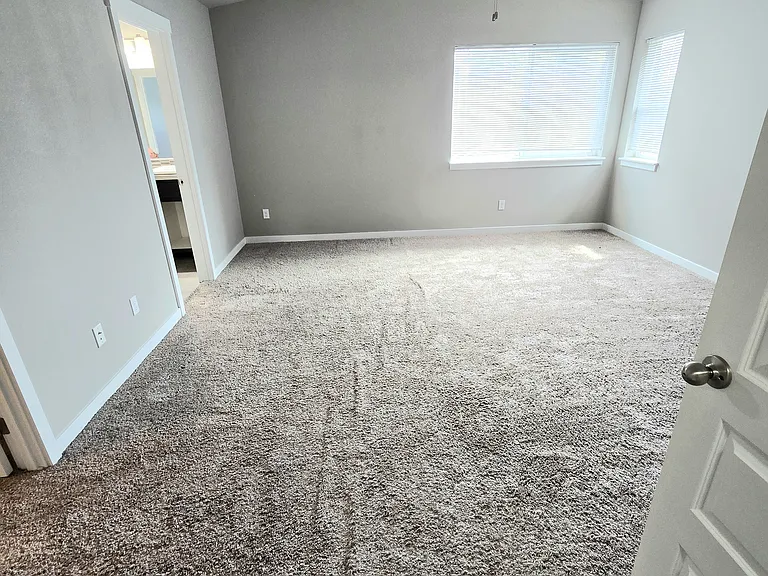 104 S Church St — Photo 13