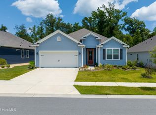 332 Edgewater Way, Surf City, NC 28445