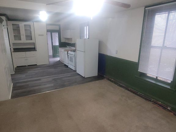2nd image of 107-109 E Main St