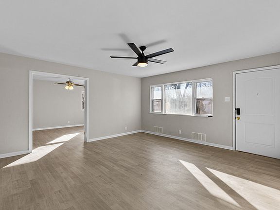 5th image of 10030 Lilac Ave