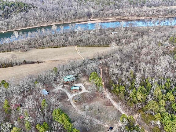 2nd image of 404 Bone Island Rd
