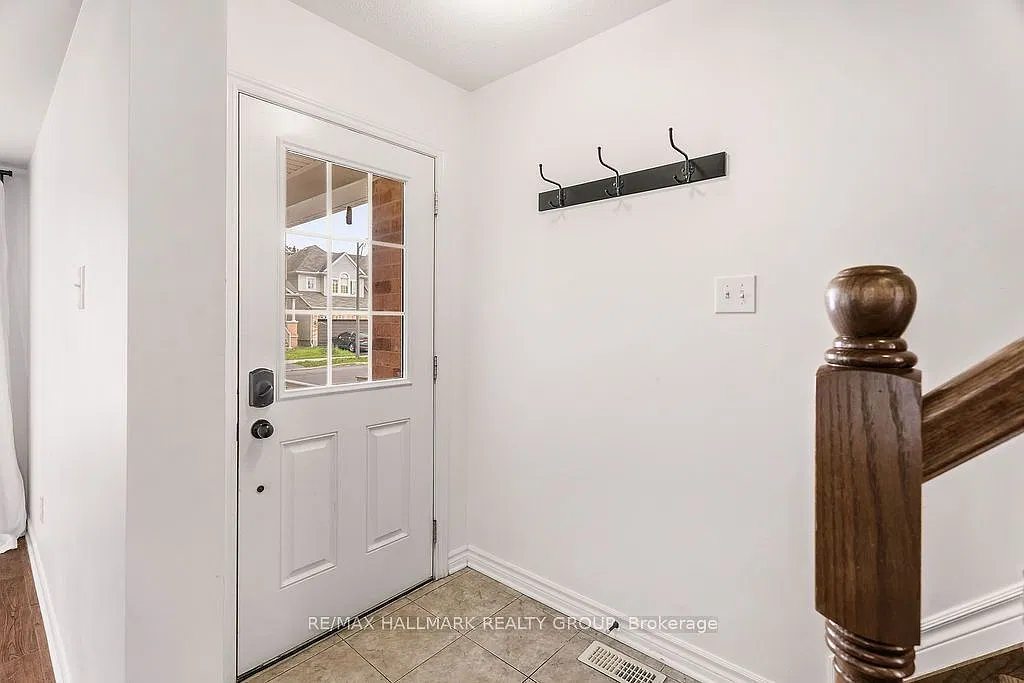 3 bed, $2,900 — Photo 4