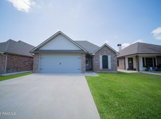 137 Rue Village Rd, Maurice, LA 70555