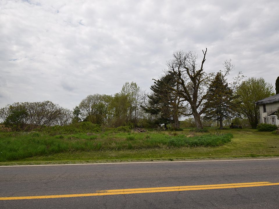 2nd image of 38240 County Road 215