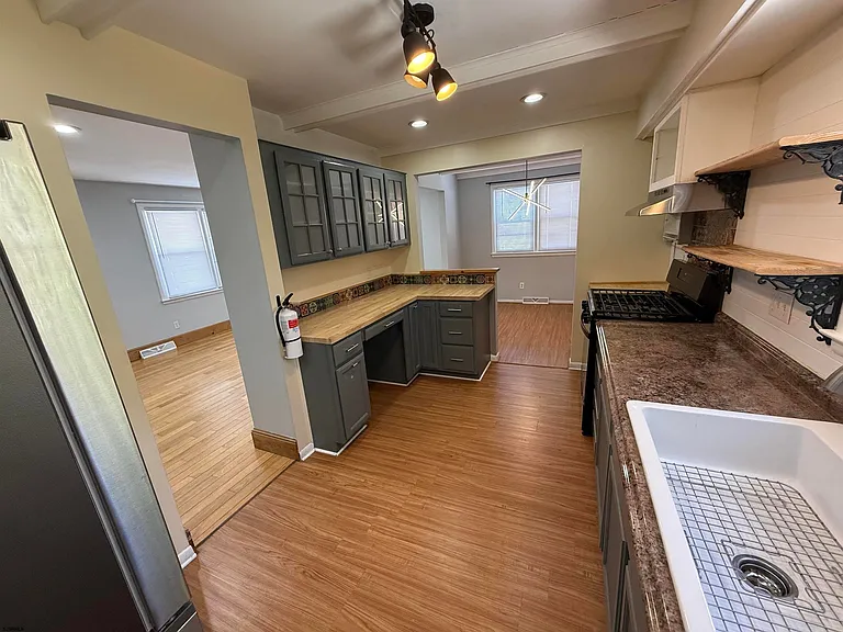 230 Bethel Rd — Photo 4