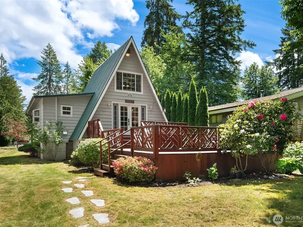 121 NE Cherokee Beach Road, Belfair, WA 98528