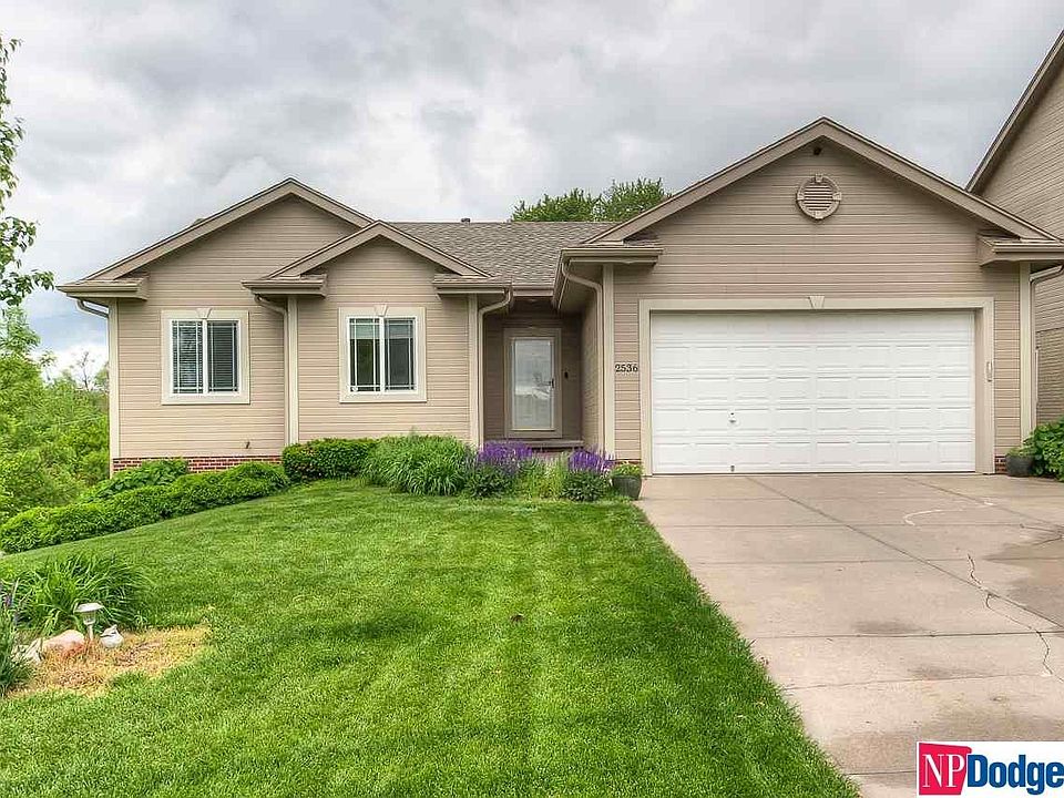 1st image of 2536 N 137th St